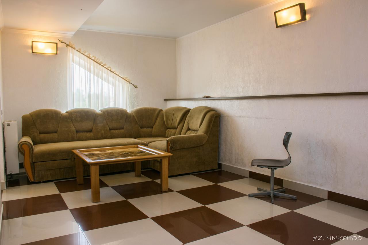 Kedem Hotel Lipiny Экстерьер фото