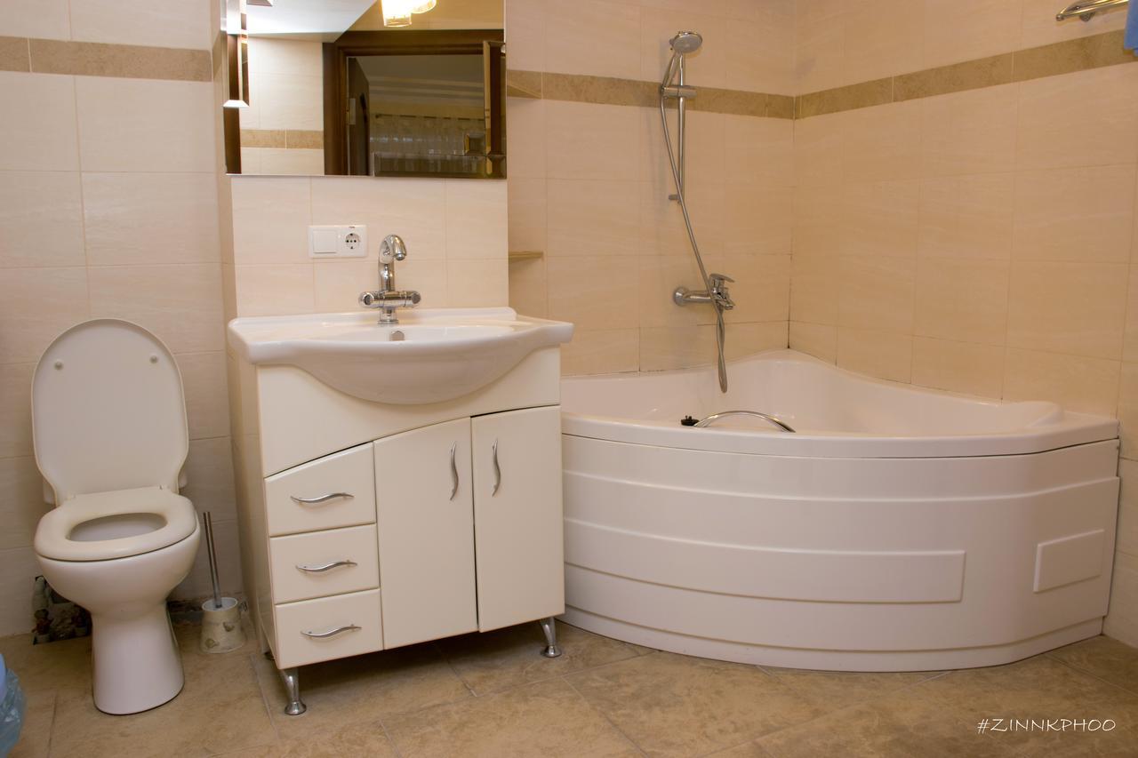 Kedem Hotel Lipiny Экстерьер фото